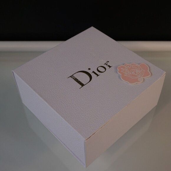 DIOR White And Gold Empty Classic Gift Storage Box - Picture 2 of 6